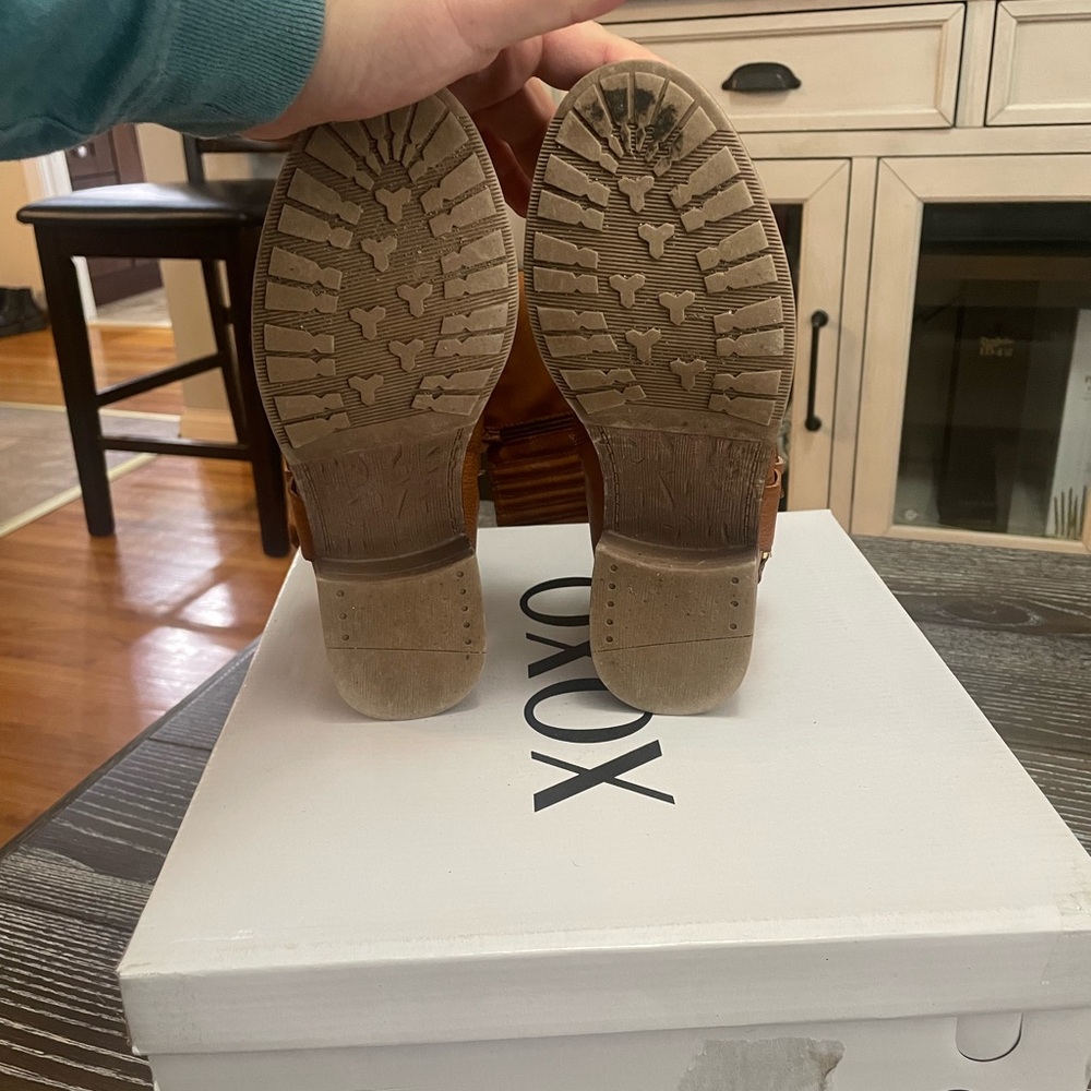 Tan long boots - Picture 2 of 2